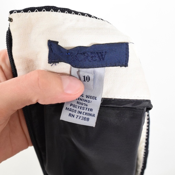 ❌SOLD❌J.Crew Pinstriped Wool Suiting Pencil Skirt - Picture 5 of 5